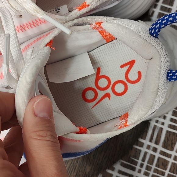 🧁 EUC Nike Air Max 2090 White Flash/Crimson  4/2020 Ladie's Running Shoe, 6.5 - Picture 12 of 16